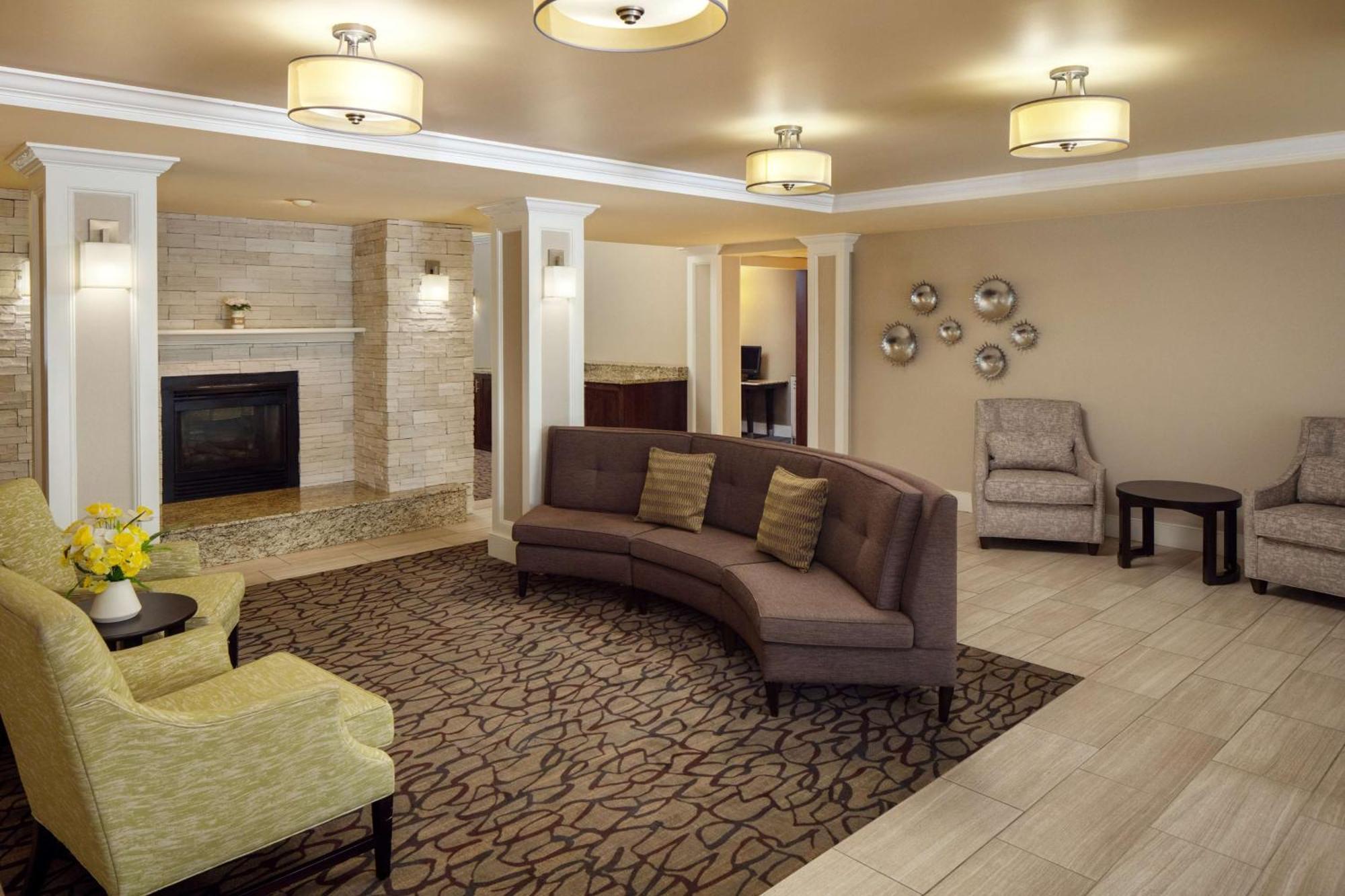 Homewood Suites By Hilton Wallingford-Meriden Exterior photo